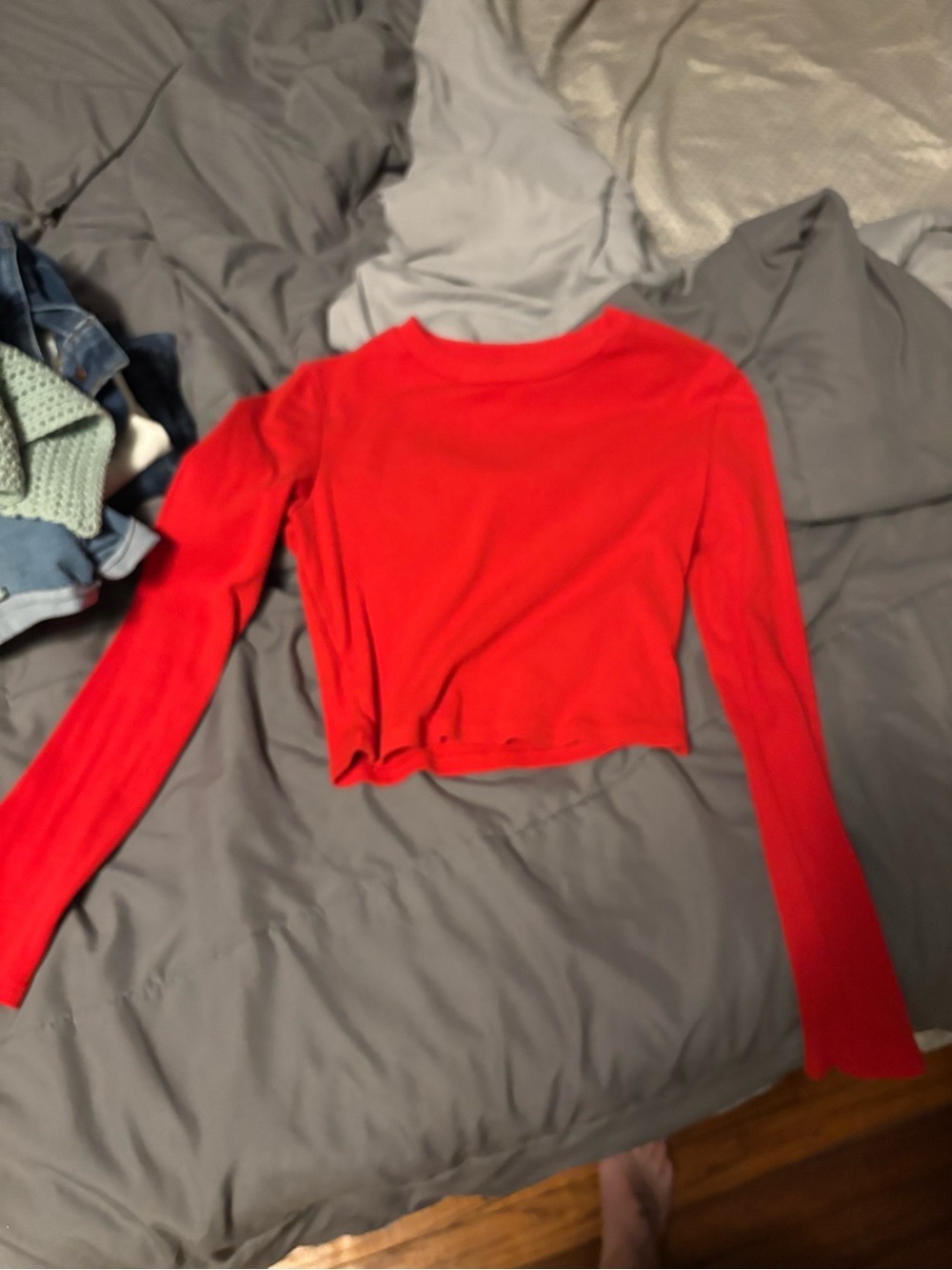 Cropped Red Long-Sleeve Tee